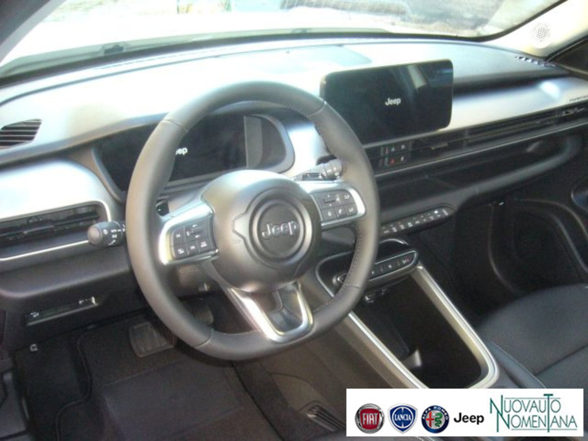 Jeep Avenger 1.2 turbo Altitude fwd 100cv (13)