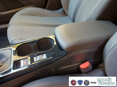 Peugeot 2008 PureTech 100 S&S Allure (15)