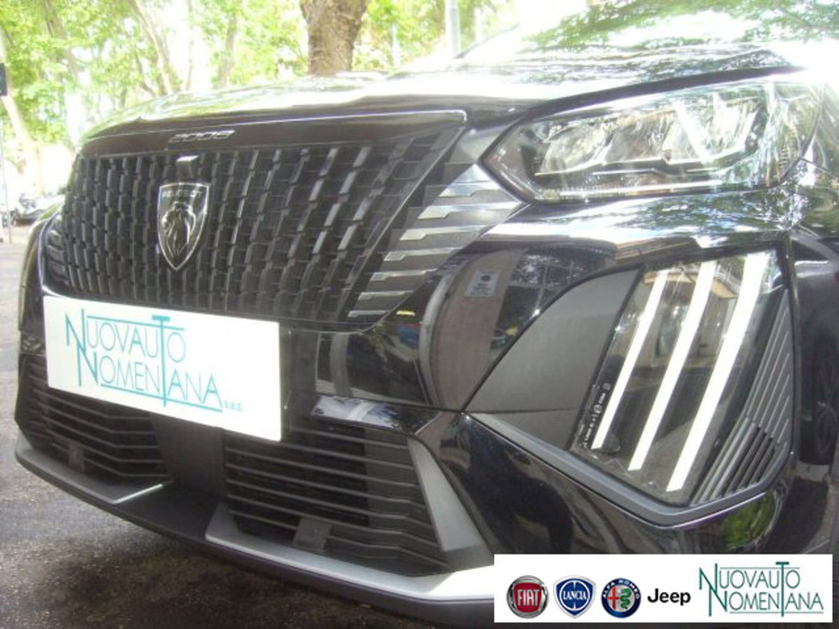 Peugeot 2008 PureTech 100 S&S Allure Pack (2)