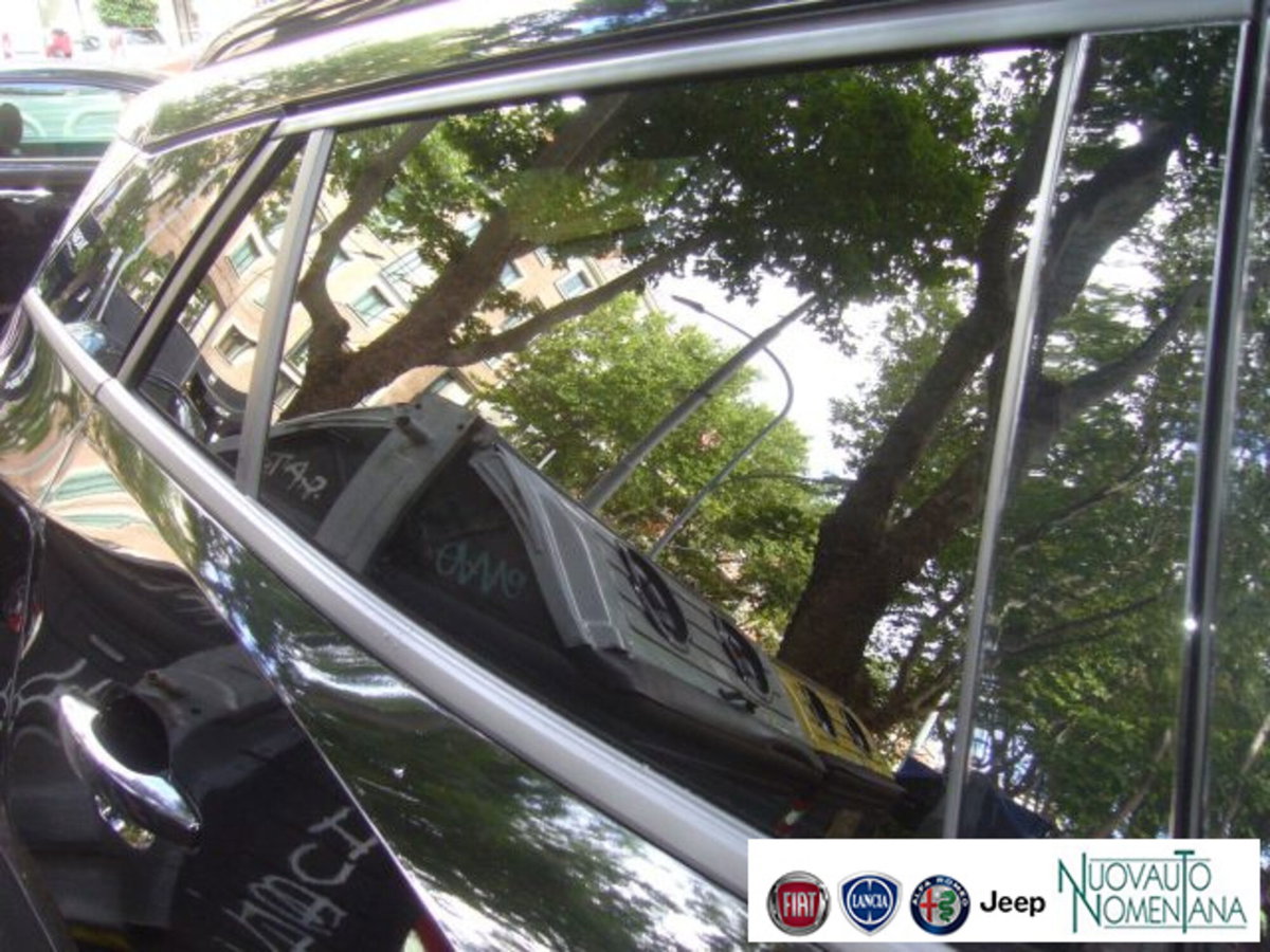 Peugeot 2008 PureTech 100 S&S Allure Pack (5)
