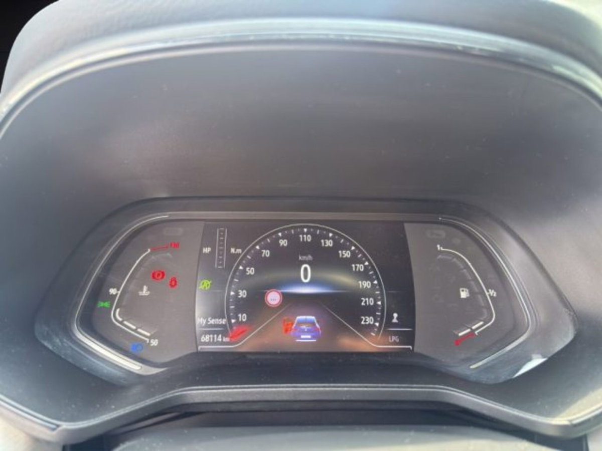 Renault Clio 1.0 tce Techno Gpl 100cv (11)