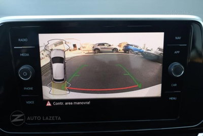 Volkswagen T-Roc 1.0 tsi R-Line 115cv (15)