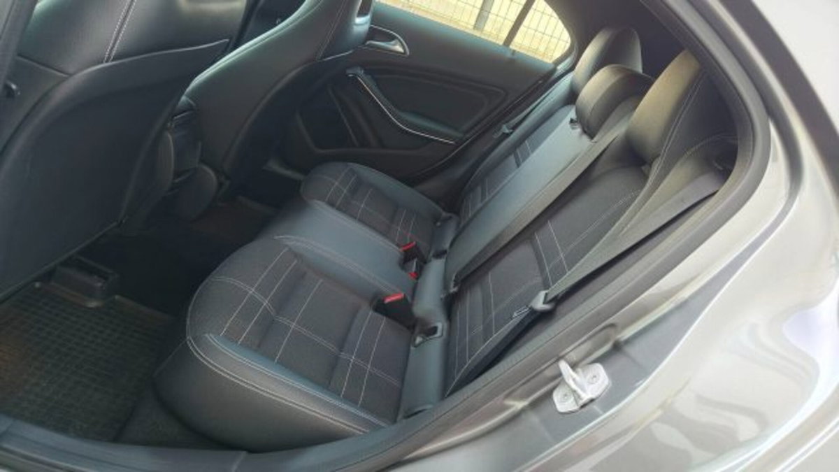 Mercedes-Benz Classe A 180 d Sport (11)