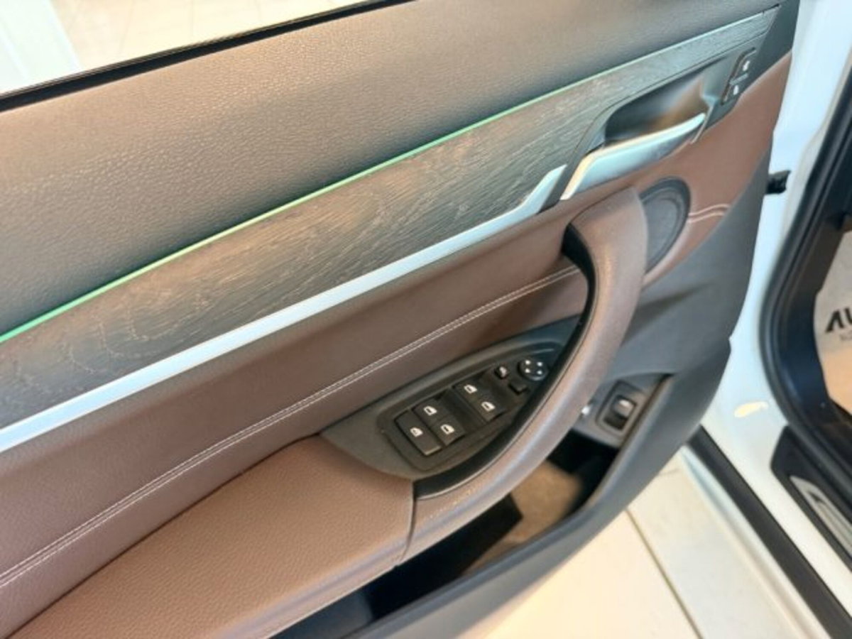BMW X1 xDrive25e xLine Plus (16)