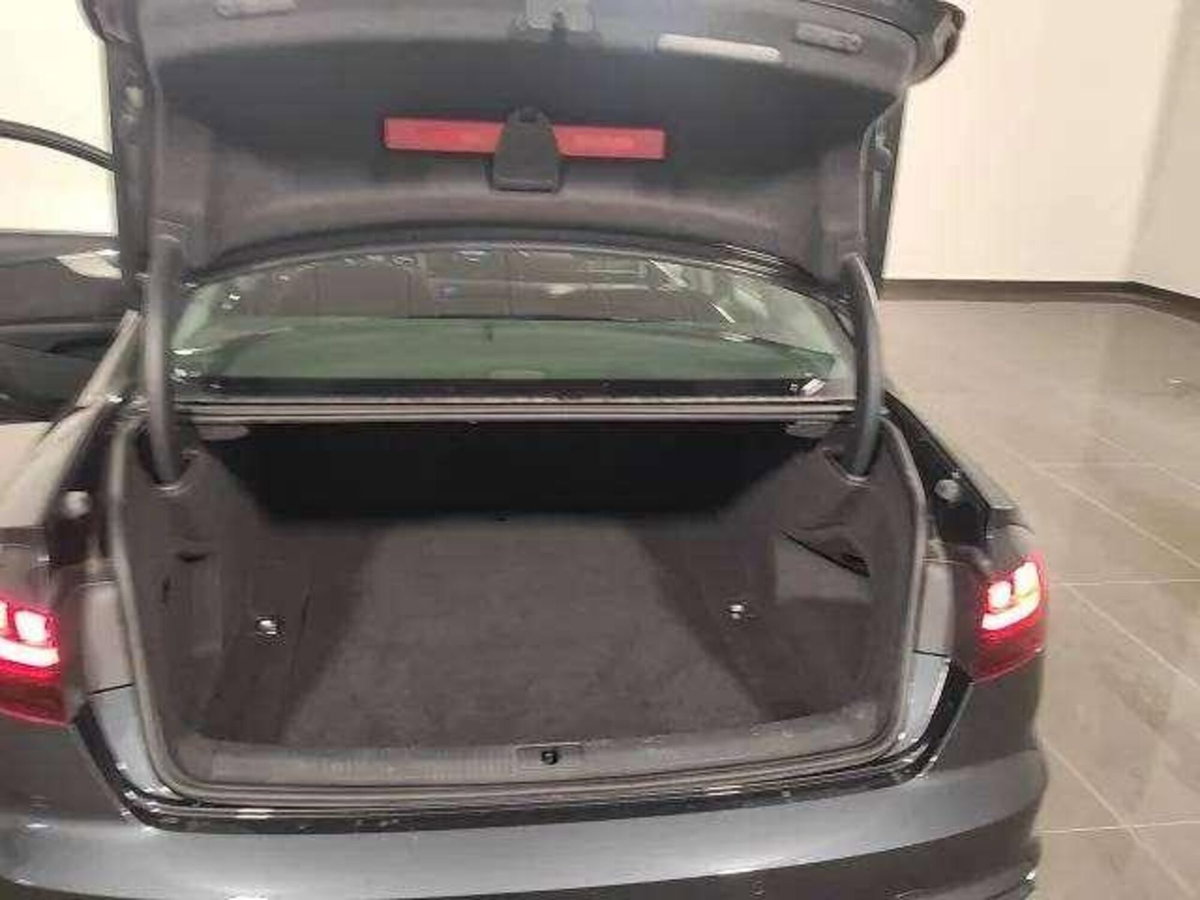 Audi A4 30 2.0 tdi mhev Business Advanced 136cv s-tronic (16)