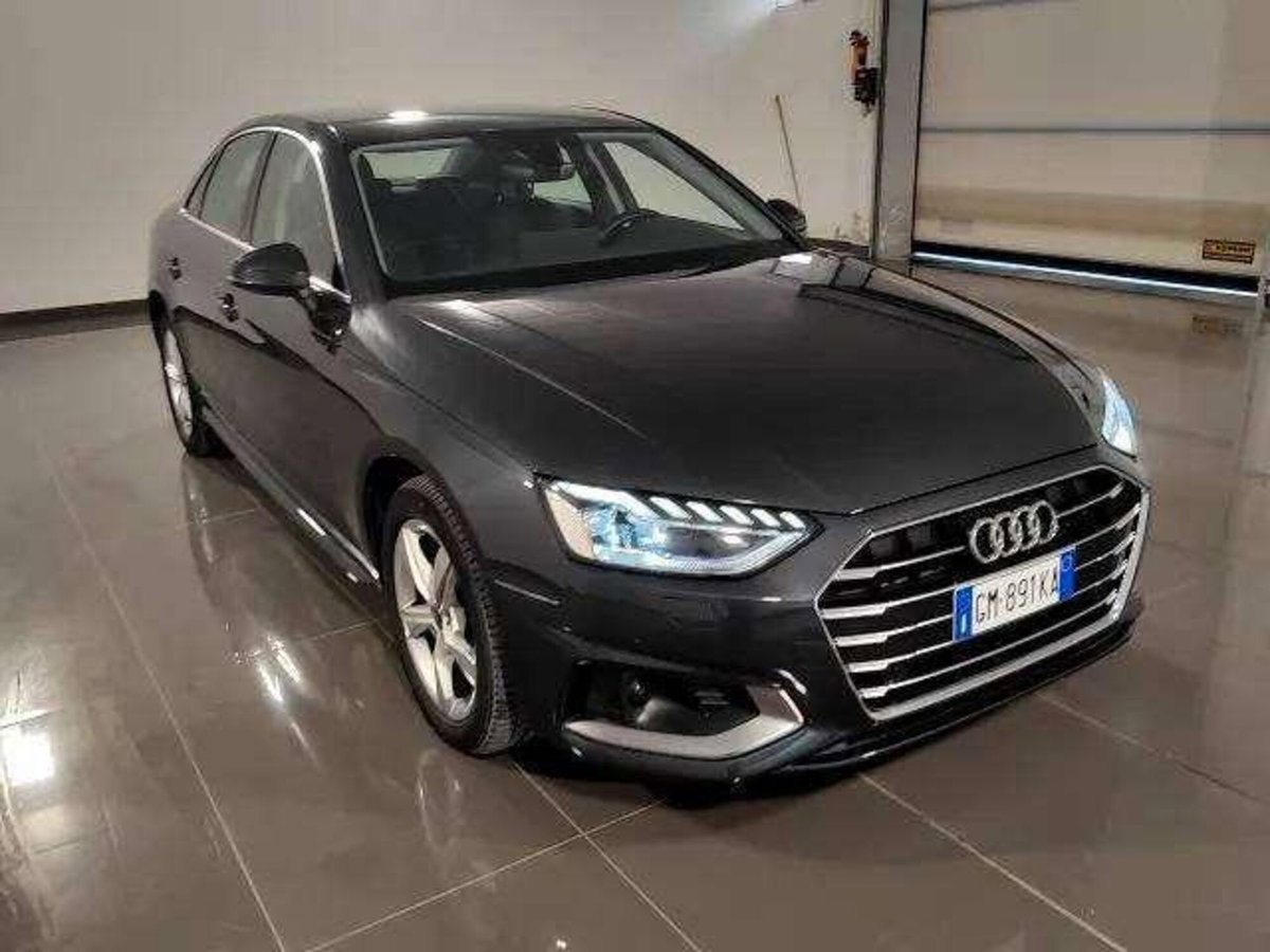 Audi A4 30 2.0 tdi mhev Business Advanced 136cv s-tronic (3)