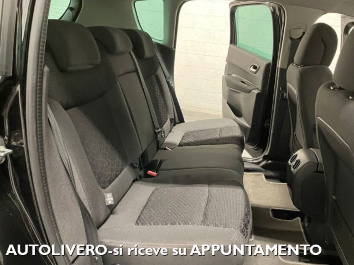 Peugeot 3008 2.0 HDi 150CV Active (12)