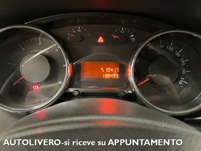 Peugeot 3008 2.0 HDi 150CV Active (17)