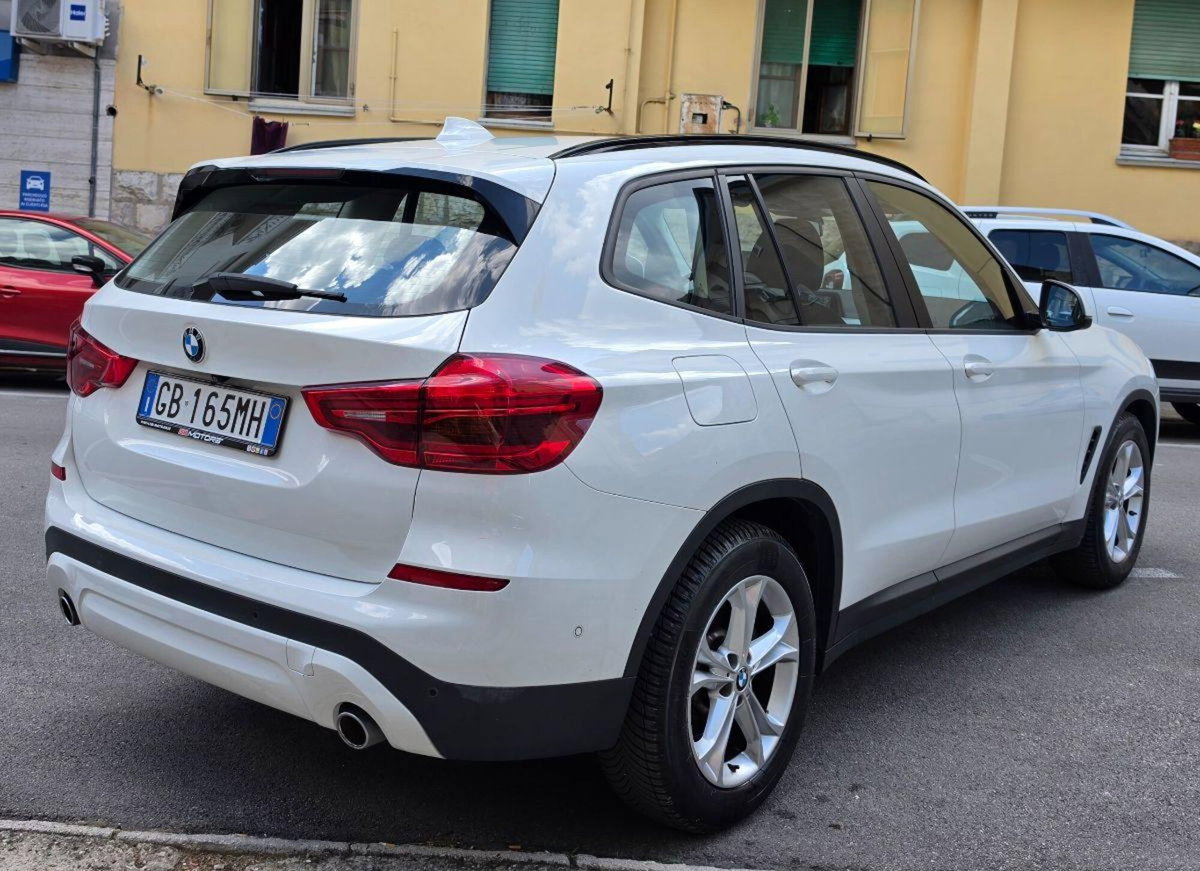 BMW X3 sDrive18d Business Advantage Aut. (12)