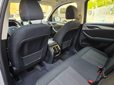 BMW X3 sDrive18d Business Advantage Aut. (18)