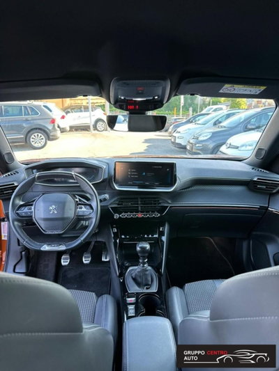 Peugeot 2008 BlueHDi 110 S&S GT (11)