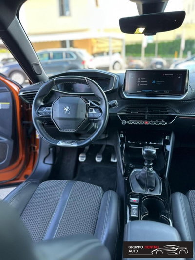 Peugeot 2008 BlueHDi 110 S&S GT (16)