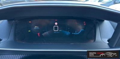 Peugeot 2008 BlueHDi 110 S&S GT (17)