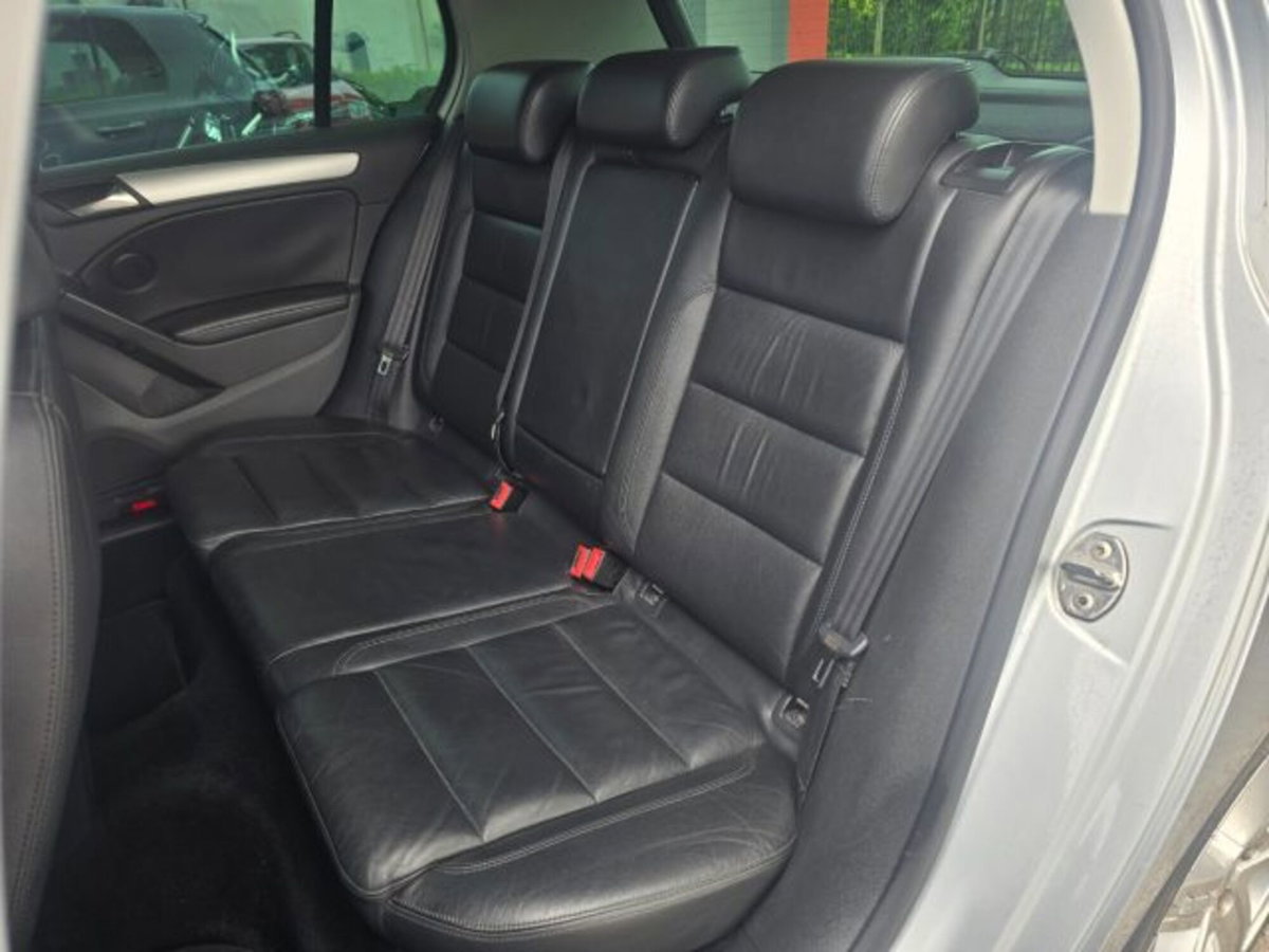 Volkswagen Golf 2.0 TDI 140CV DPF 5p. Highline (7)