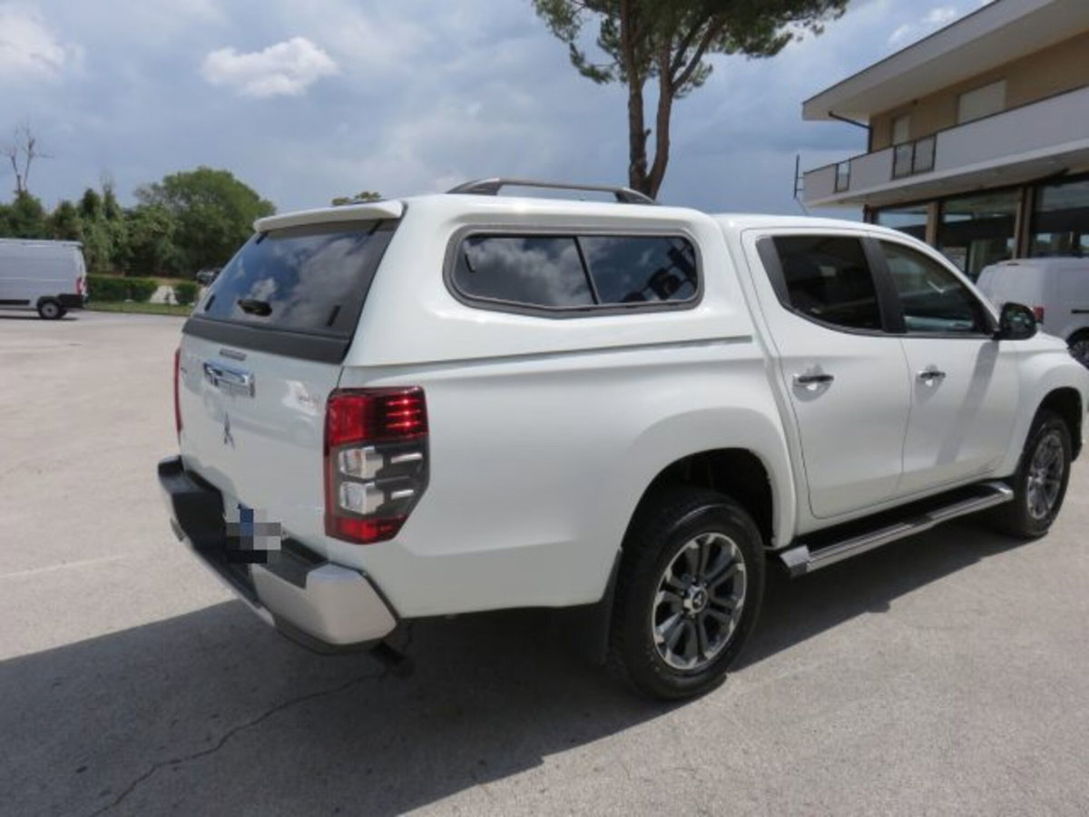 Mitsubishi L200 2.3 D Double Cab 4x4 Super Select Intense aut. (3)