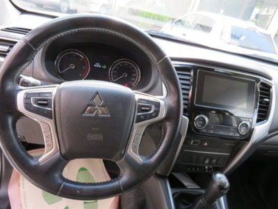 Mitsubishi L200 2.3 D Double Cab 4x4 Super Select Intense aut. (7)