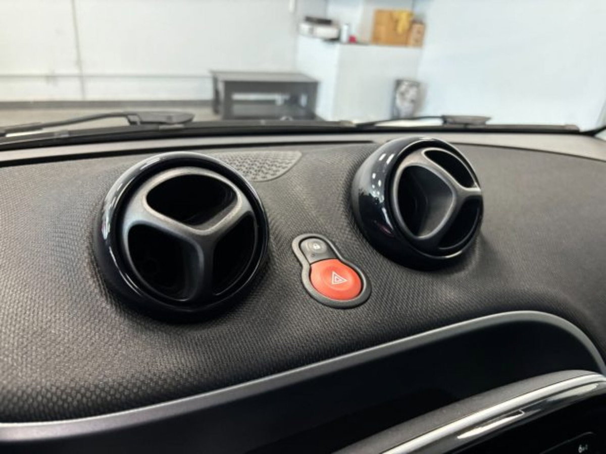 smart Fortwo 70 1.0 twinamic Youngster (16)