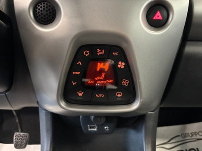 Toyota Aygo 1.0 VVT-i 69 CV 5 porte x-cool MMT (11)