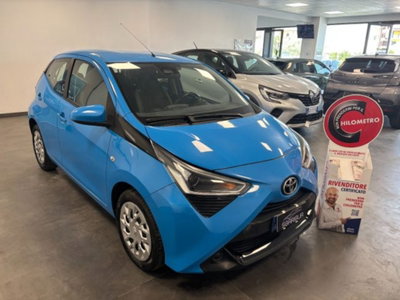 Toyota Aygo 1.0 VVT-i 69 CV 5 porte x-wave MMT usata