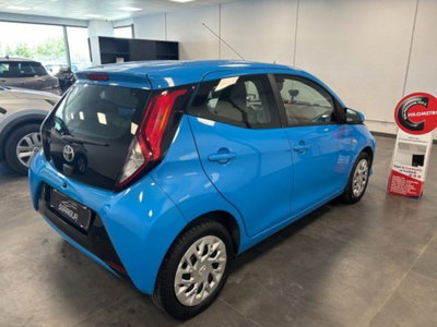 Toyota Aygo 1.0 VVT-i 69 CV 5 porte x-wave MMT (4)