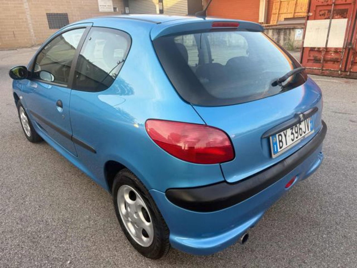 Peugeot 206 3p. aut. XT (10)