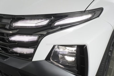 Hyundai Tucson 1.6 hev Exellence 4wd auto (14)