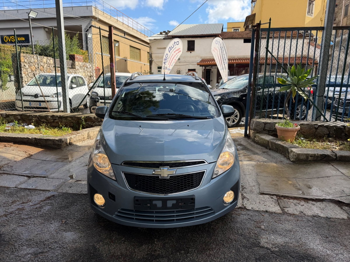 Chevrolet Spark 1.2 LT (2)