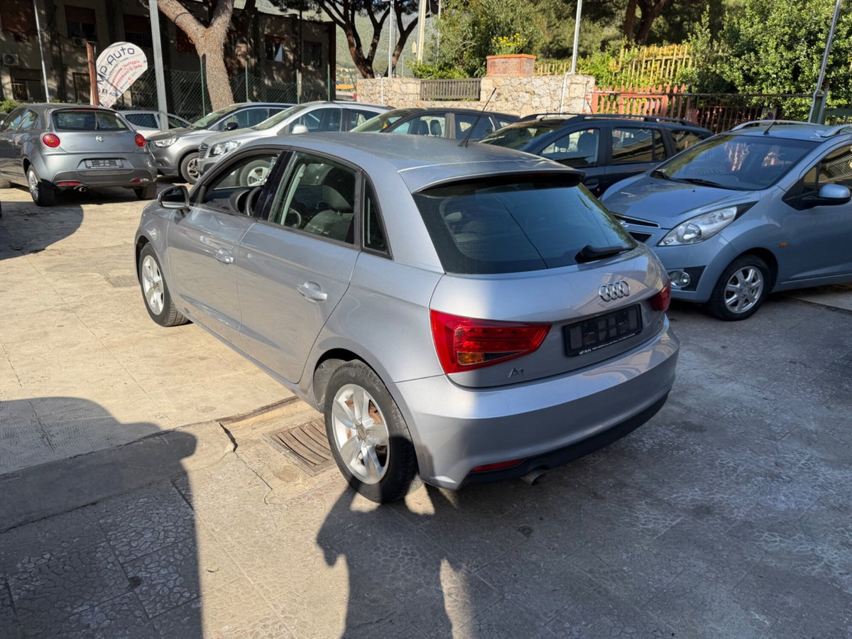 Audi A1 Sportback 1.4 TDI ultra Metal plus (13)