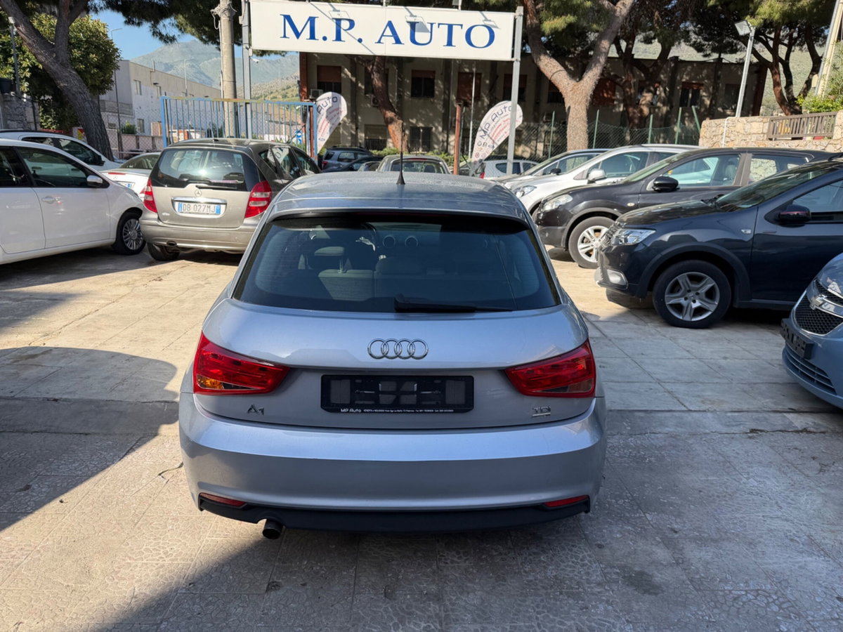 Audi A1 Sportback 1.4 TDI ultra Metal plus (14)
