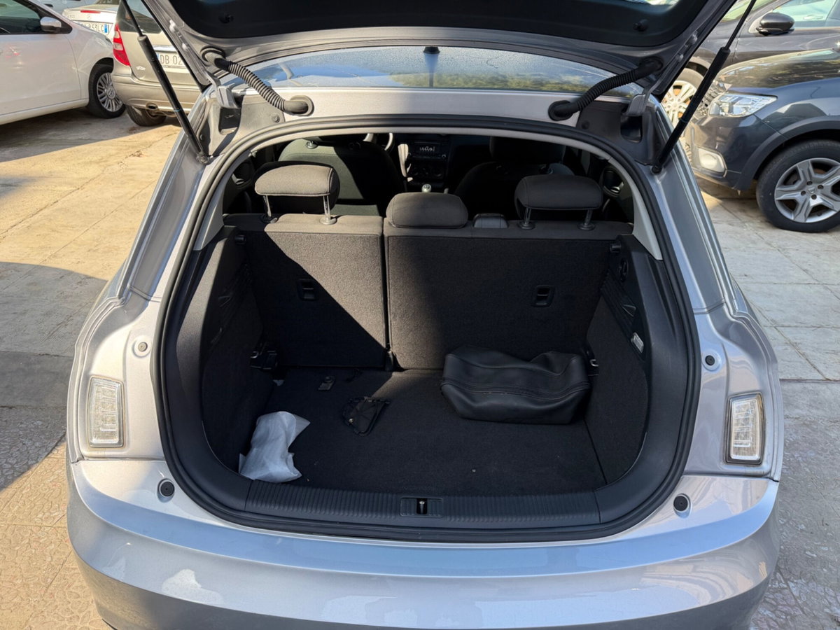 Audi A1 Sportback 1.4 TDI ultra Metal plus (16)
