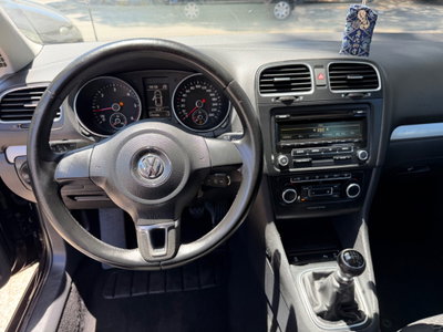 Volkswagen Golf 1.6 TDI DPF 5p. Comfortline (10)