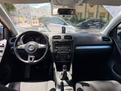 Volkswagen Golf 1.6 TDI DPF 5p. Comfortline (14)