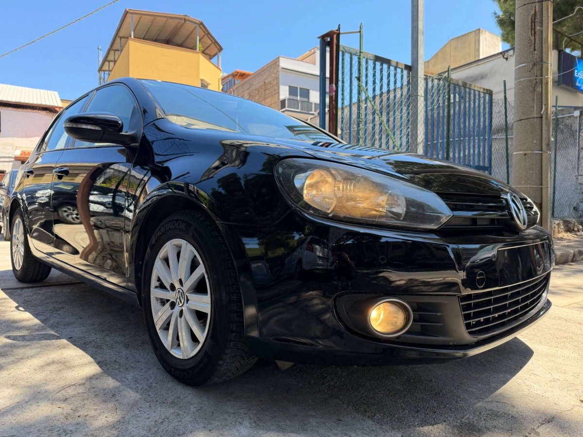 Volkswagen Golf 1.6 TDI DPF 5p. Comfortline (4)