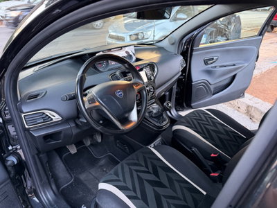 Lancia Ypsilon 1.3 MJT 16V 95 CV 5 porte S&S Gold (5)