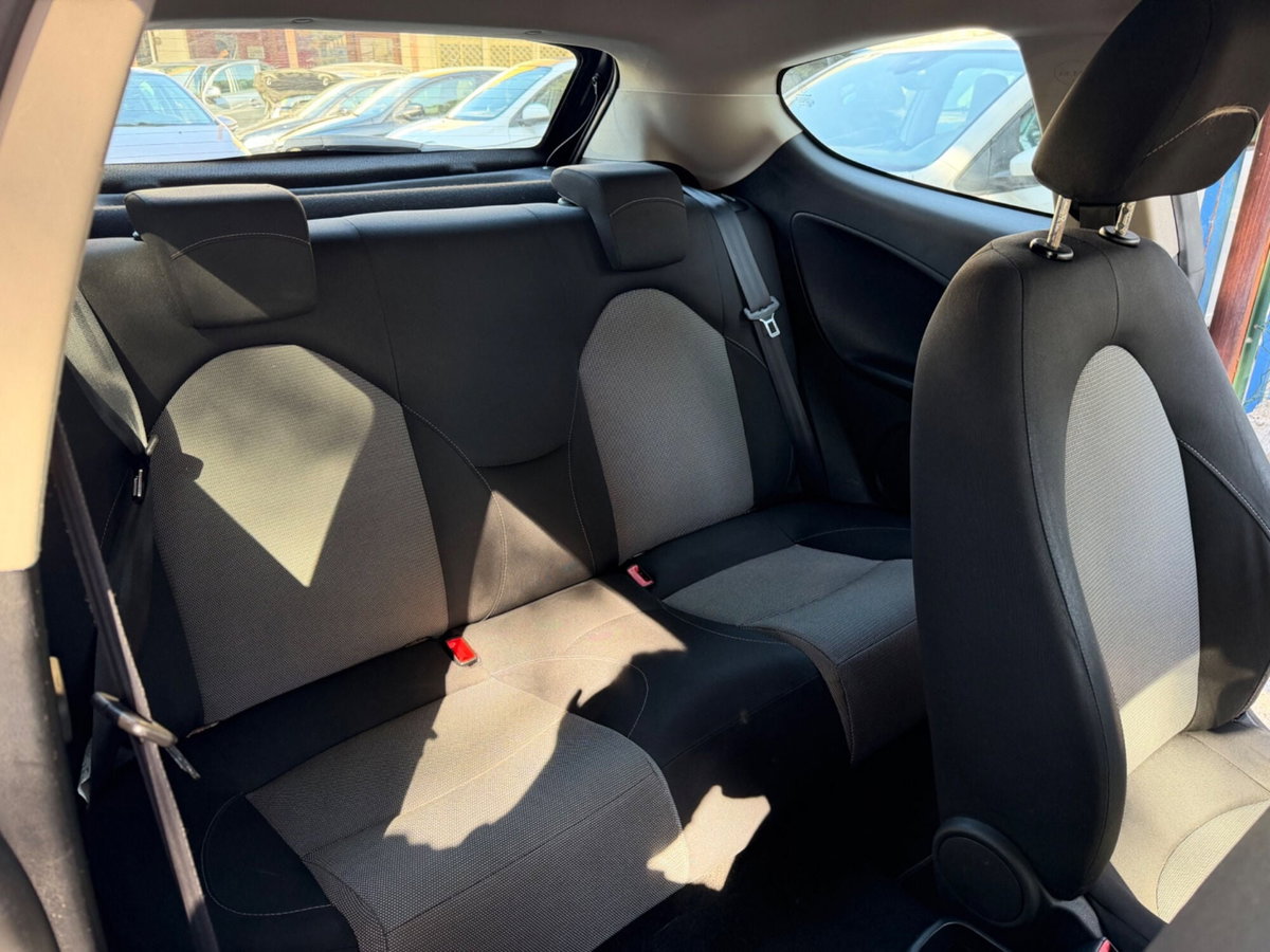 Alfa Romeo MiTo 1.3 JTDm 16V 90 CV Distinctive (11)