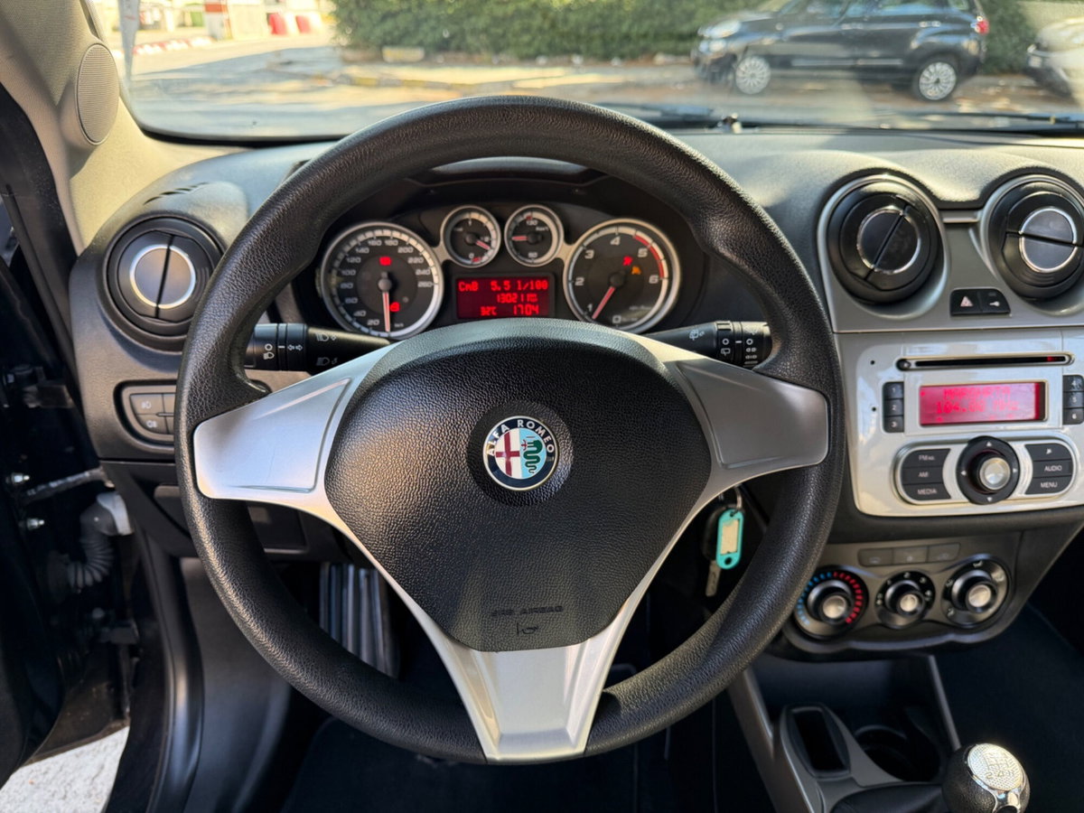 Alfa Romeo MiTo 1.3 JTDm 16V 90 CV Distinctive (5)