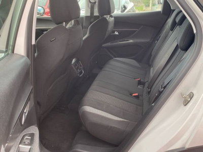 Peugeot 3008 BlueHDi 130 S&S EAT8 Active Business (17)