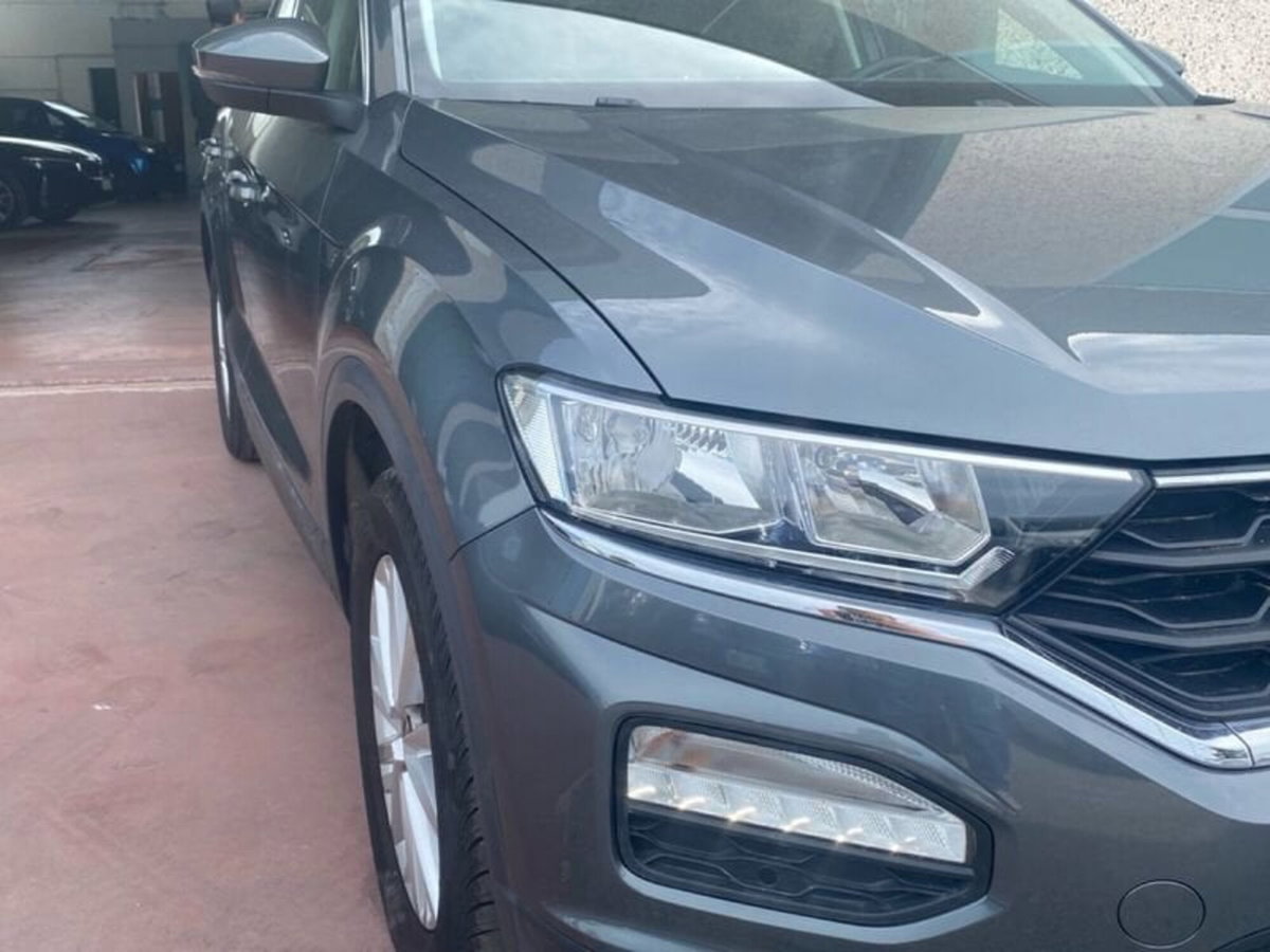 Volkswagen T-Roc 2.0 tdi R-Line 115cv (14)