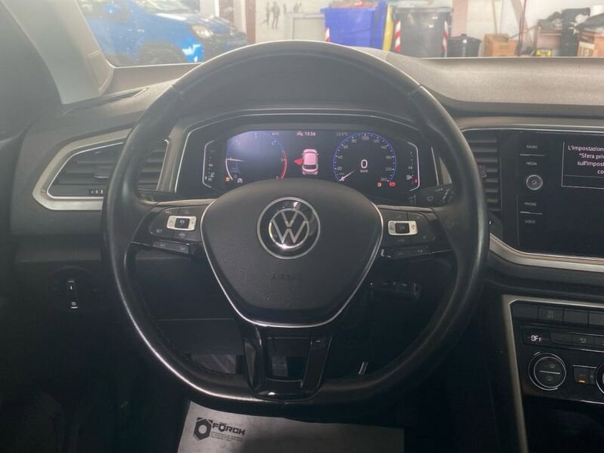 Volkswagen T-Roc 2.0 tdi R-Line 115cv (20)