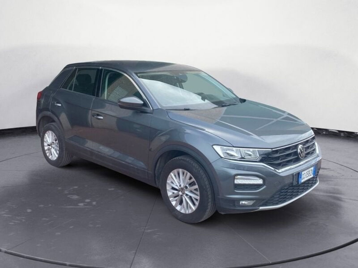 Volkswagen T-Roc 2.0 tdi R-Line 115cv (3)