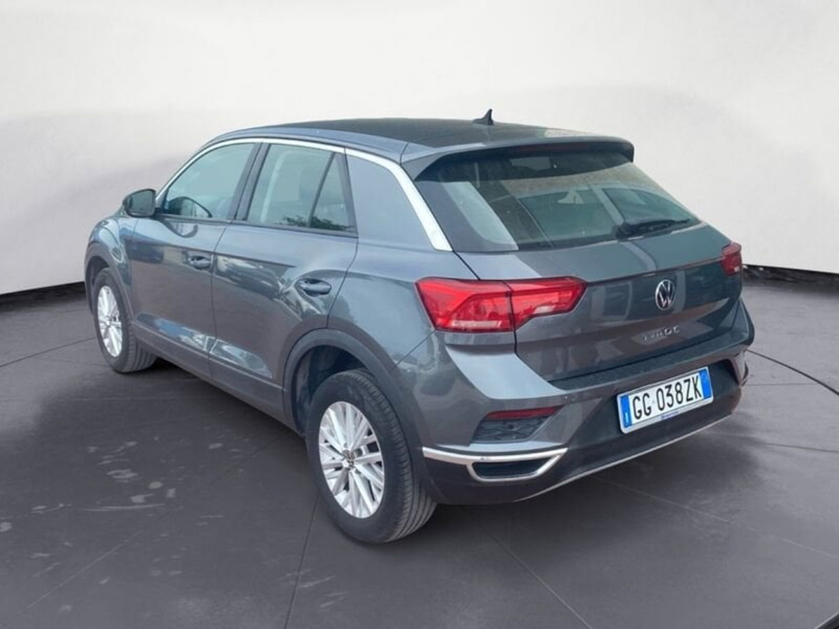 Volkswagen T-Roc 2.0 tdi R-Line 115cv (6)