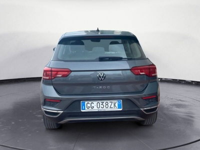 Volkswagen T-Roc 2.0 tdi R-Line 115cv (7)