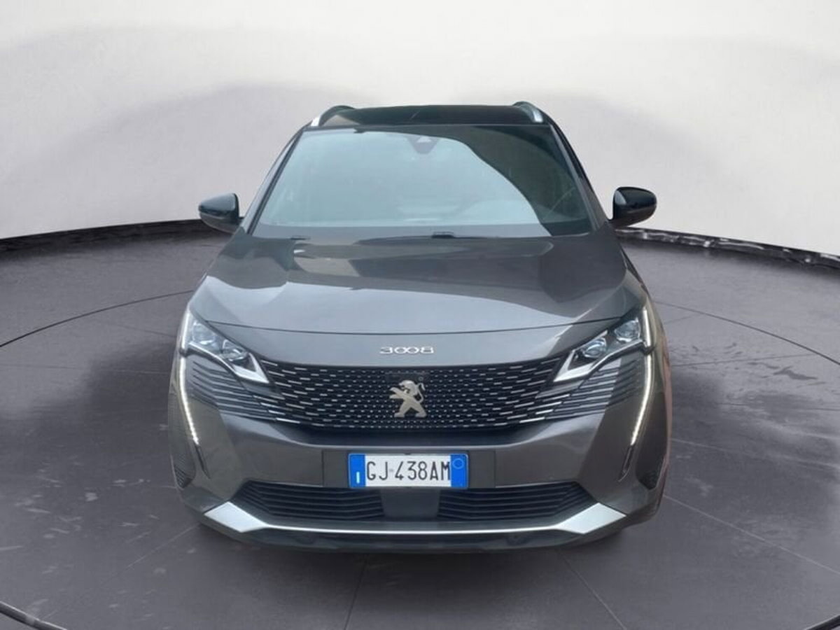Peugeot 3008 BlueHDi 130 S&S EAT8 GT Pack (2)