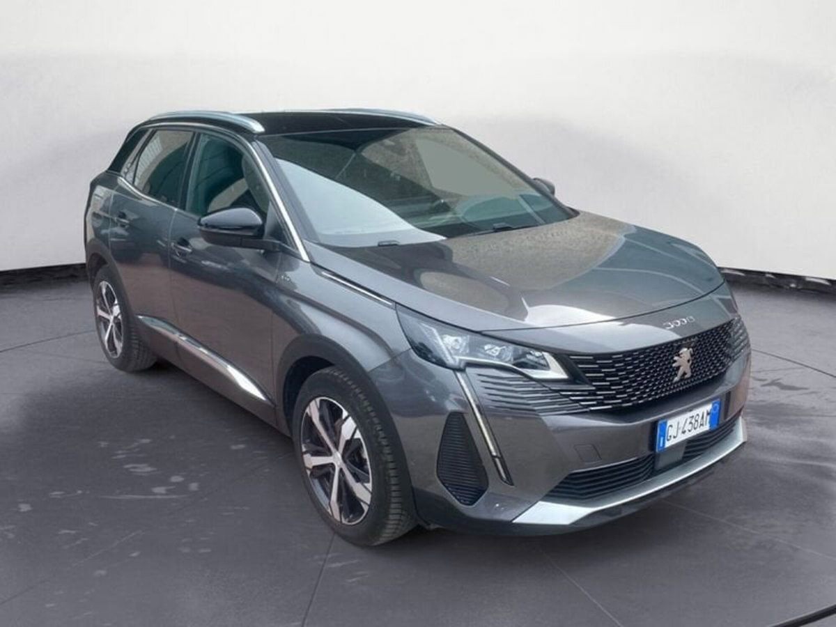 Peugeot 3008 BlueHDi 130 S&S EAT8 GT Pack (3)