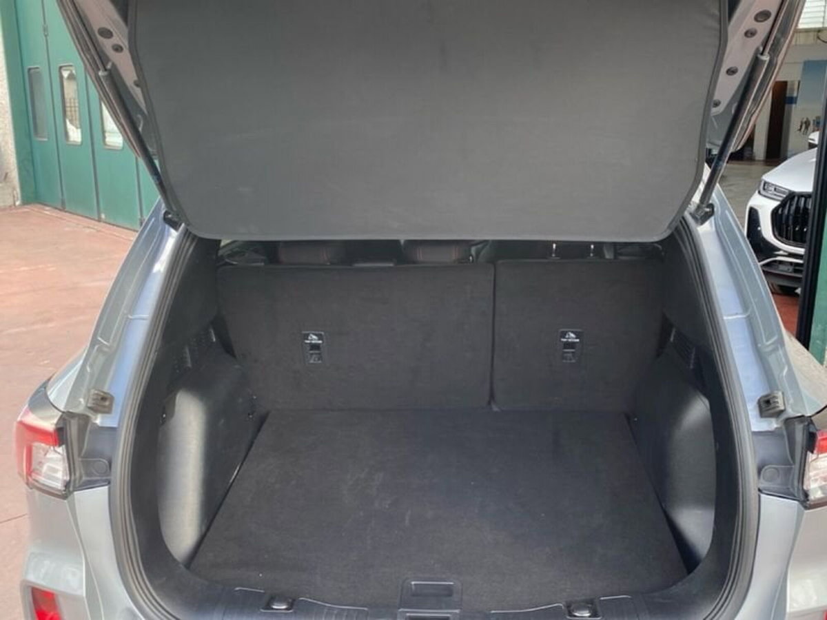 Ford Kuga 1.5 EcoBlue 120 CV 2WD ST-Line (13)