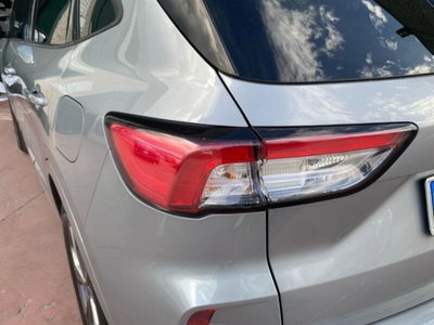Ford Kuga 1.5 EcoBlue 120 CV 2WD ST-Line (16)