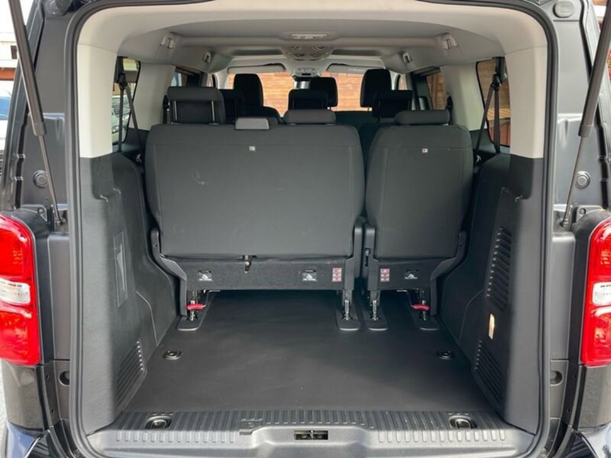 Fiat Scudo Furgone ce 2.0 bluehdi 180cv L3H1 Lounge AT8 (9)
