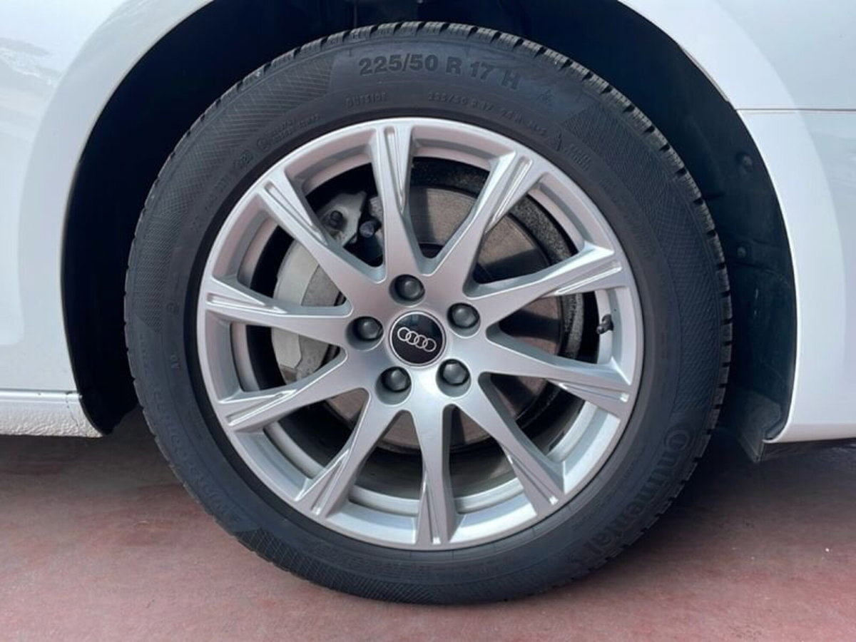 Audi A4 Avant 40 2.0 tdi mhev Business Advanced 204cv s-tronic (20)