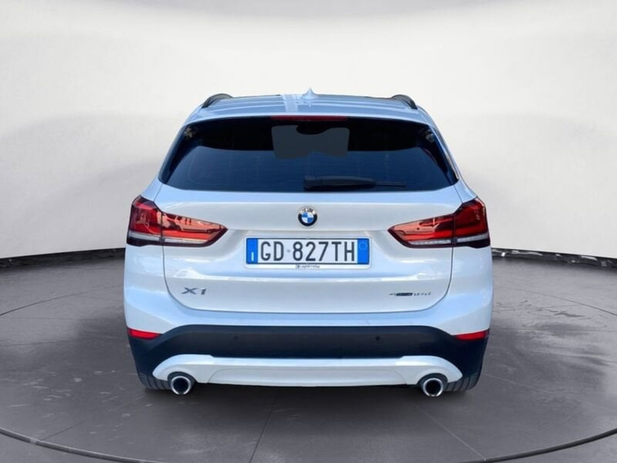 BMW X1 sDrive 18d Msport (6)