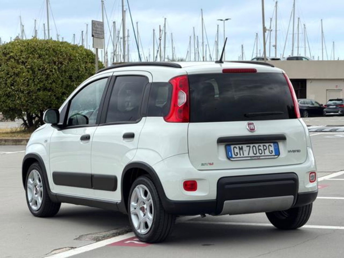 Fiat Panda 1.0 firefly hybrid s&s 70cv 5p.ti (6)